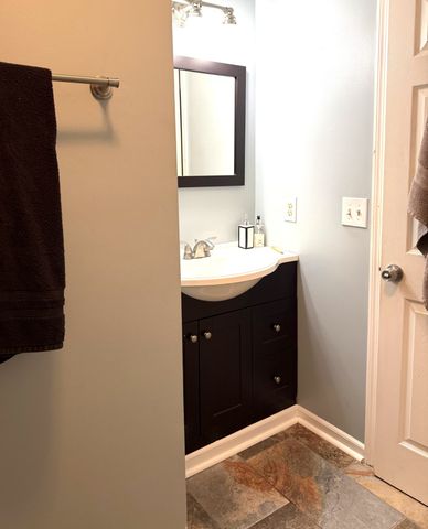 2529 McGinnis Dr, Nashville, TN 37216