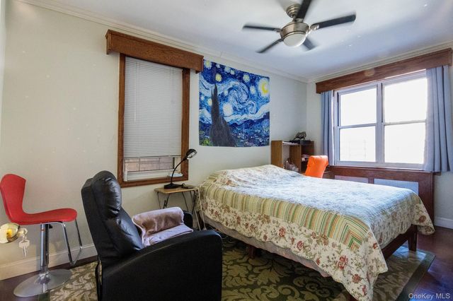 9945 67TH Road 321, Forest Hills, NY 11375