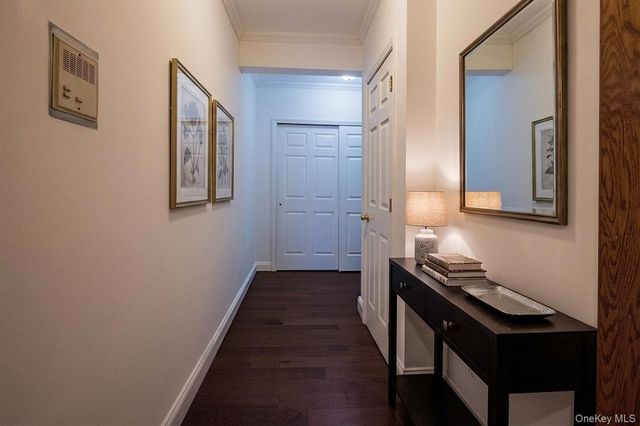 9945 67TH Road 321, Forest Hills, NY 11375