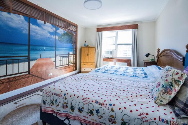 9945 67TH Road 321, Forest Hills, NY 11375