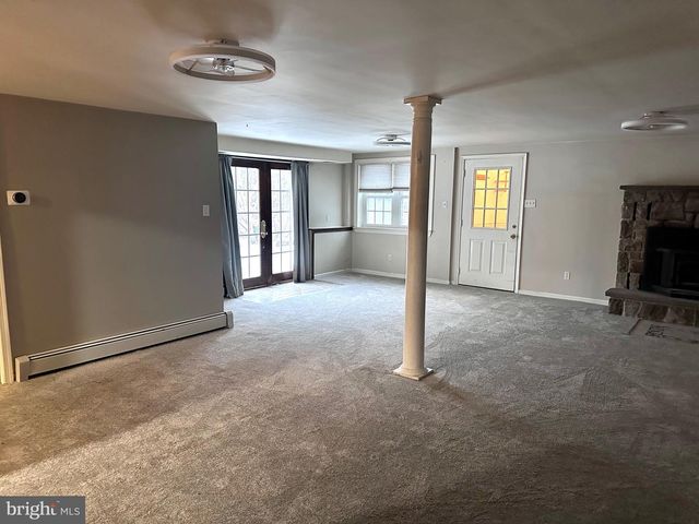 707 DUNKELS CHURCH RD, Kutztown, PA 19530