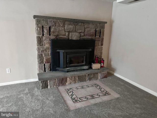 707 DUNKELS CHURCH RD, Kutztown, PA 19530