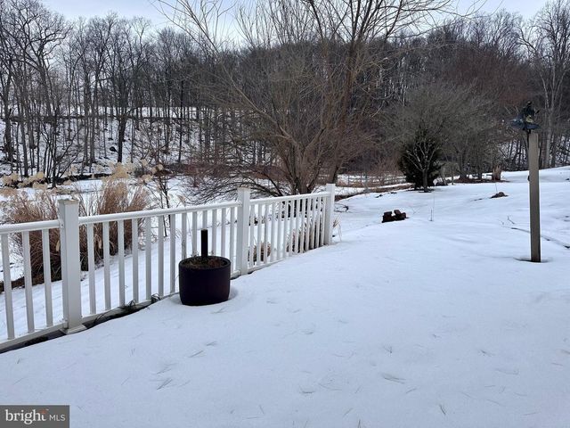 707 DUNKELS CHURCH RD, Kutztown, PA 19530