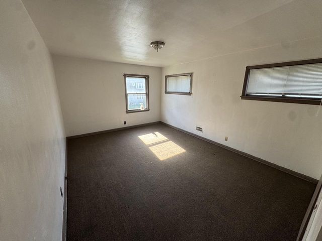 1526 W Congress STREET, Milwaukee, WI 53209