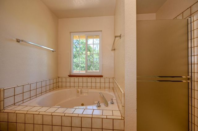 4685 Pinta Ct, Camino, CA 95709