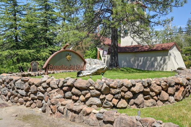 4685 Pinta Ct, Camino, CA 95709