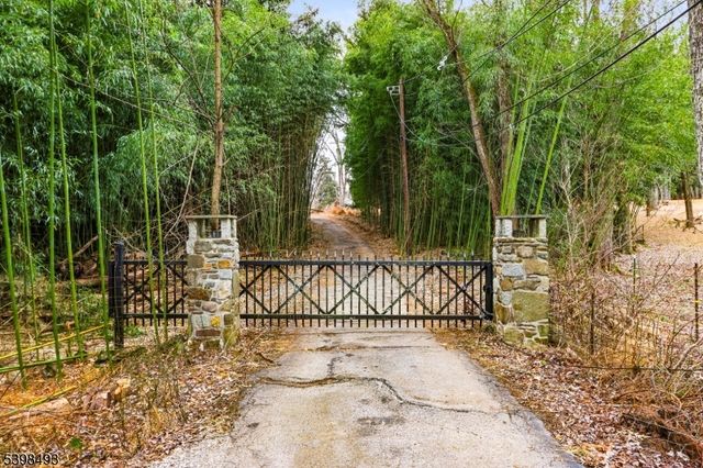 11 Springtown Rd, Readington Twp., NJ 08889