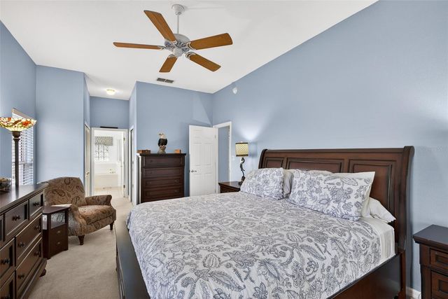 5036 SAWGRASS LAKE CIRCLE, Leesburg, FL 34748