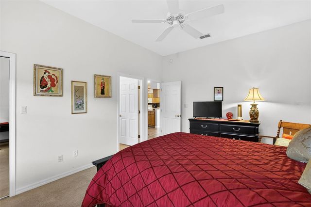 5036 SAWGRASS LAKE CIRCLE, Leesburg, FL 34748