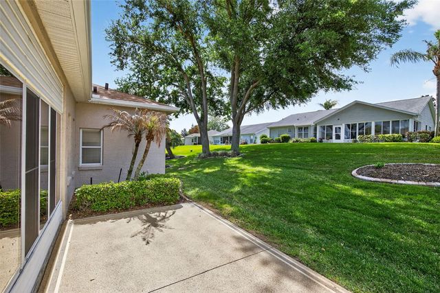 5036 SAWGRASS LAKE CIRCLE, Leesburg, FL 34748