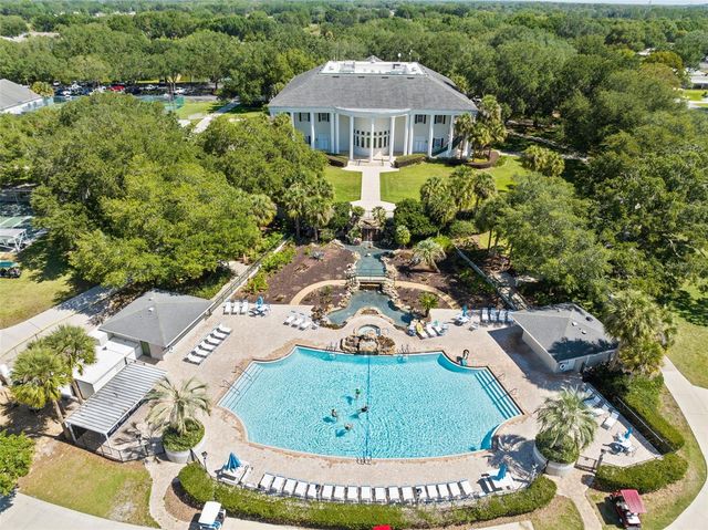 5036 SAWGRASS LAKE CIRCLE, Leesburg, FL 34748