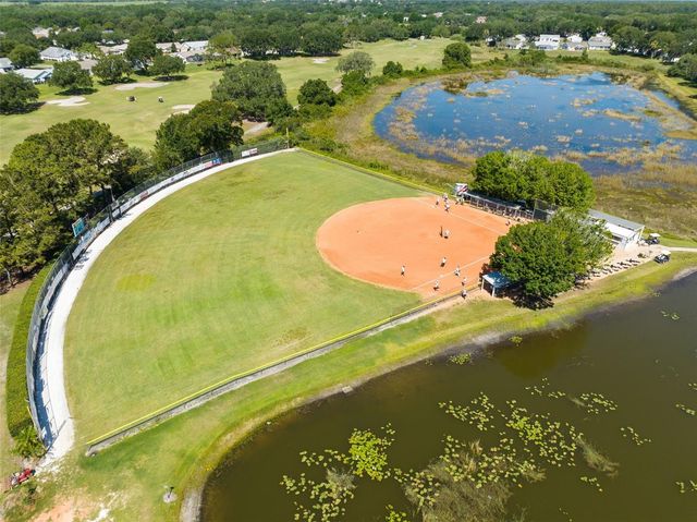 5036 SAWGRASS LAKE CIRCLE, Leesburg, FL 34748