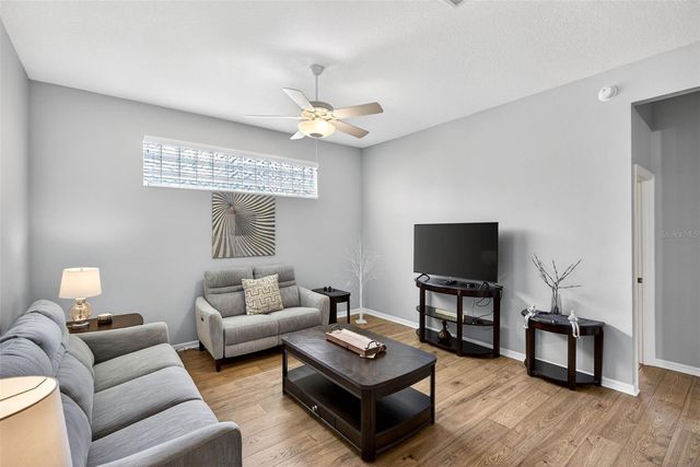 5036 SAWGRASS LAKE CIRCLE, Leesburg, FL 34748