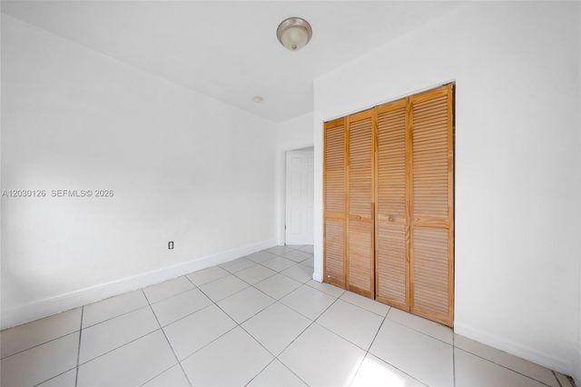 1035 NW 4th St, Miami, FL 33128