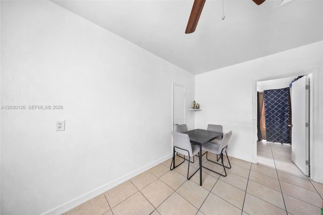 1035 NW 4th St, Miami, FL 33128
