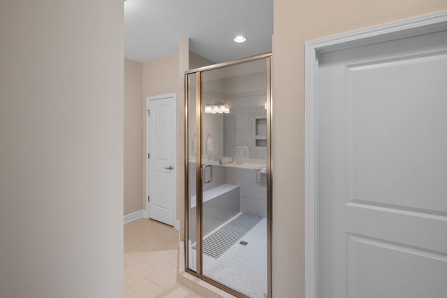 2436 Stonecenter Ln, Murfreesboro, TN 37128