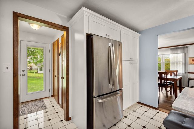 538 Old Hickory Ridge Rd, Chartiers, PA 15301