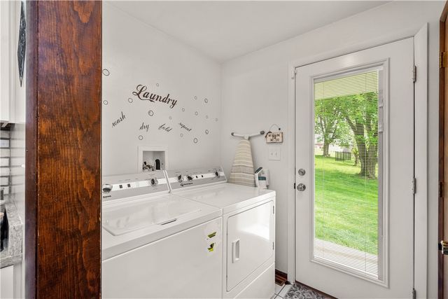 538 Old Hickory Ridge Rd, Chartiers, PA 15301