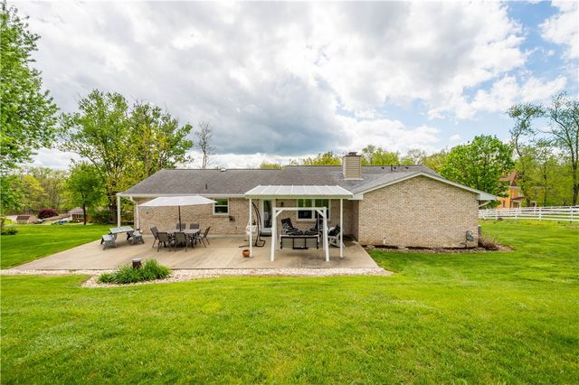 538 Old Hickory Ridge Rd, Chartiers, PA 15301