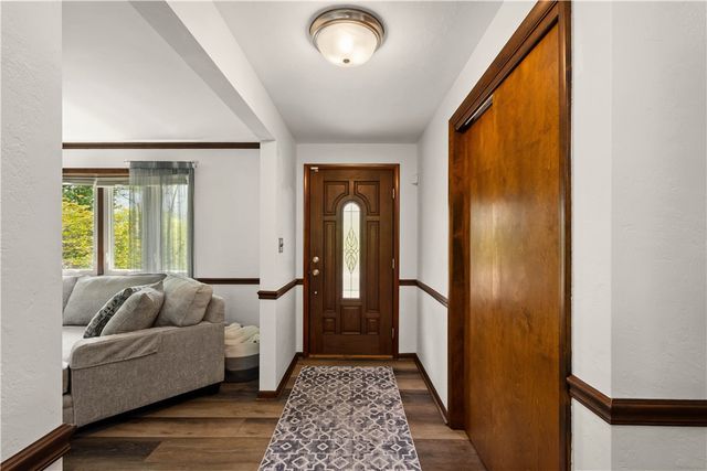 538 Old Hickory Ridge Rd, Chartiers, PA 15301