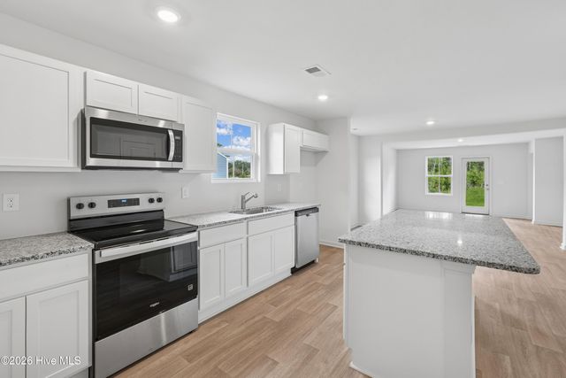 1010 Brooke Ridge Lane, Southport, NC 28461
