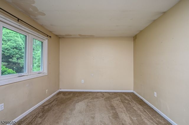 35 Glenwood Dr, Montville Twp., NJ 07045