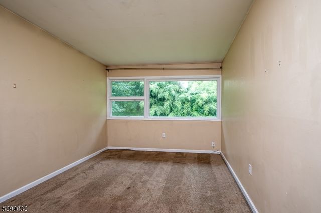 35 Glenwood Dr, Montville Twp., NJ 07045