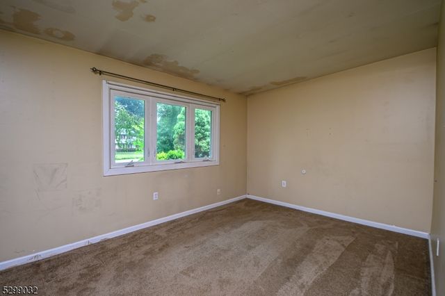 35 Glenwood Dr, Montville Twp., NJ 07045