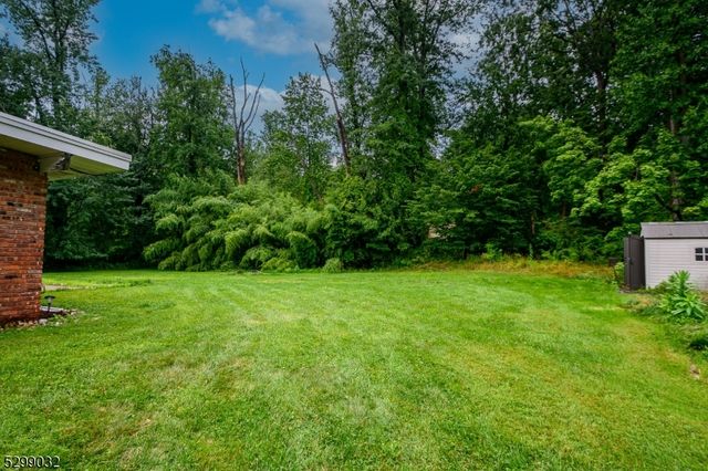 35 Glenwood Dr, Montville Twp., NJ 07045