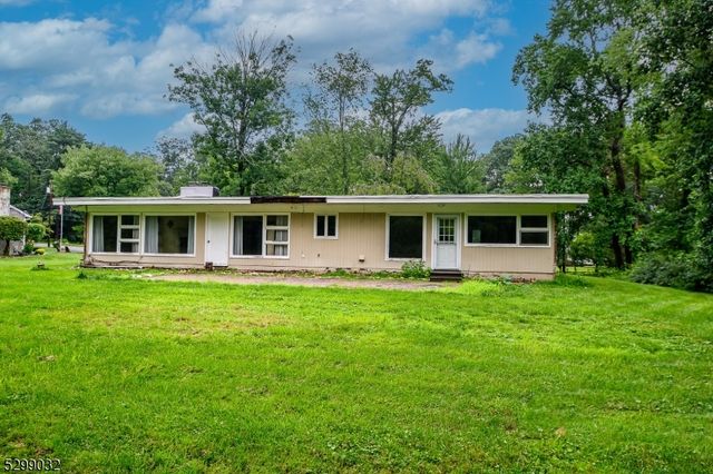 35 Glenwood Dr, Montville Twp., NJ 07045