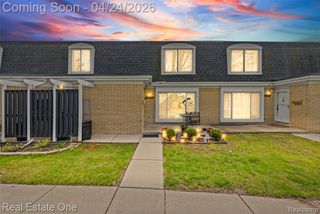 29888 City Center Drive 4, Warren, MI 48093