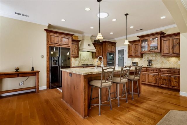 22005 Farrier Ct, Foresthill, CA 95631