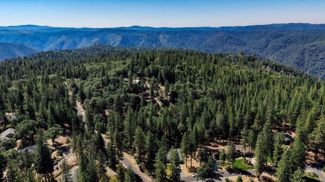 22005 Farrier Ct, Foresthill, CA 95631