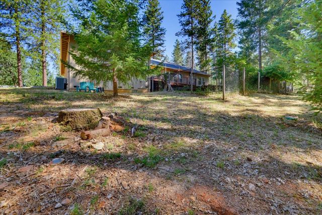 22005 Farrier Ct, Foresthill, CA 95631