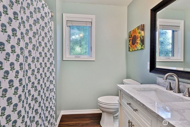 2130 Fairway Lane, Oak Harbor, WA 98277