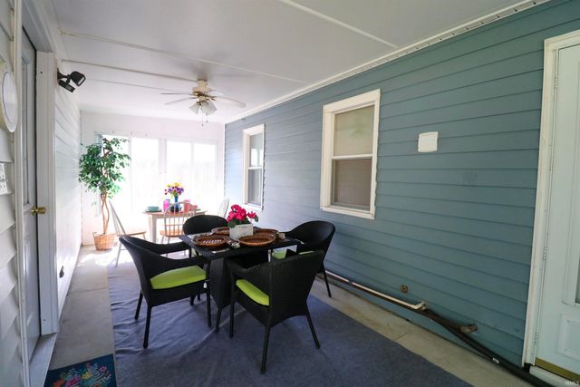2416 W Memorial Drive, Muncie, IN 47302