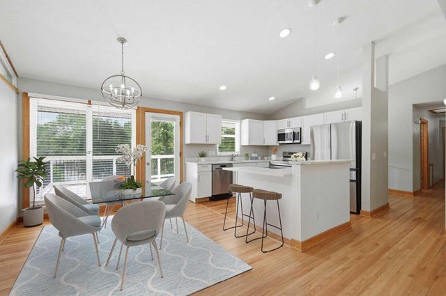 1475 Valley Drive, Burnsville, MN 55337