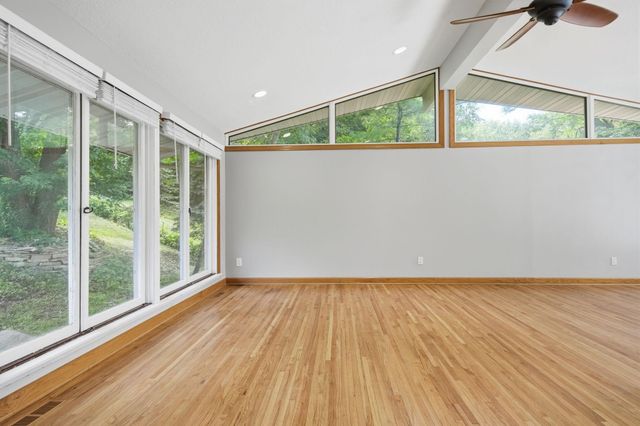 1475 Valley Drive, Burnsville, MN 55337