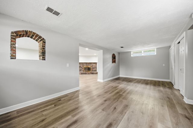 1475 Valley Drive, Burnsville, MN 55337