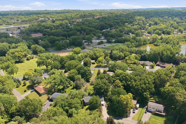 1475 Valley Drive, Burnsville, MN 55337