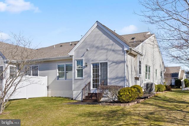 155 MEADOWLARK DR, Hamilton, NJ 08690