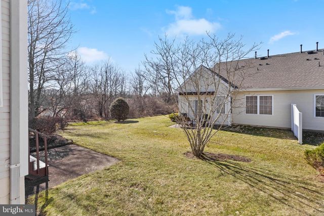 155 MEADOWLARK DR, Hamilton, NJ 08690