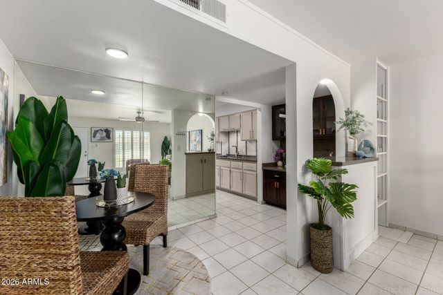 8241 N CENTRAL Avenue 5, Phoenix, AZ 85020