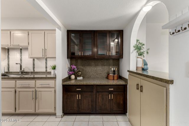 8241 N CENTRAL Avenue 5, Phoenix, AZ 85020