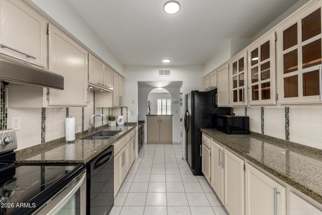 8241 N CENTRAL Avenue 5, Phoenix, AZ 85020