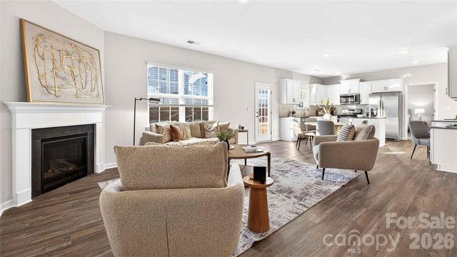 131 Pecan Grove Lane, Statesville, NC 28677