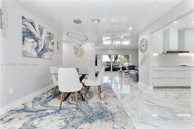 4440 NE 17th Ave, Oakland Park, FL 33334