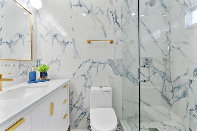 4440 NE 17th Ave, Oakland Park, FL 33334