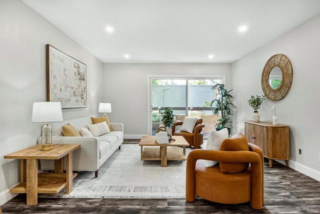 310 Tradewinds 8, San Jose, CA 95123