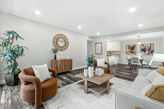 310 Tradewinds 8, San Jose, CA 95123